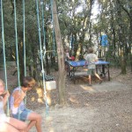 aire de jeux balançoires